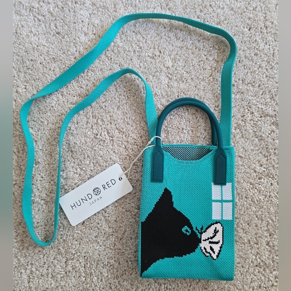 HUND RED Handbags - HUND RED JAPAN mini knit crossbody cat bag in green and black NWT